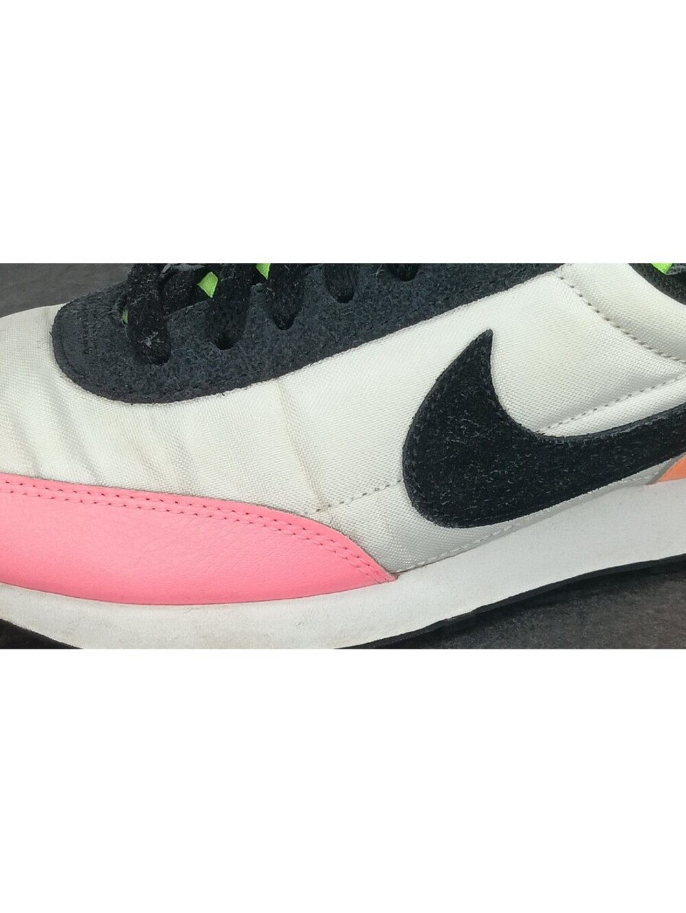Nike Shoes Womens Size 7 Multicolor Waffle Running Sneakers DJ5996-100 *READ* - Picture 5 of 9